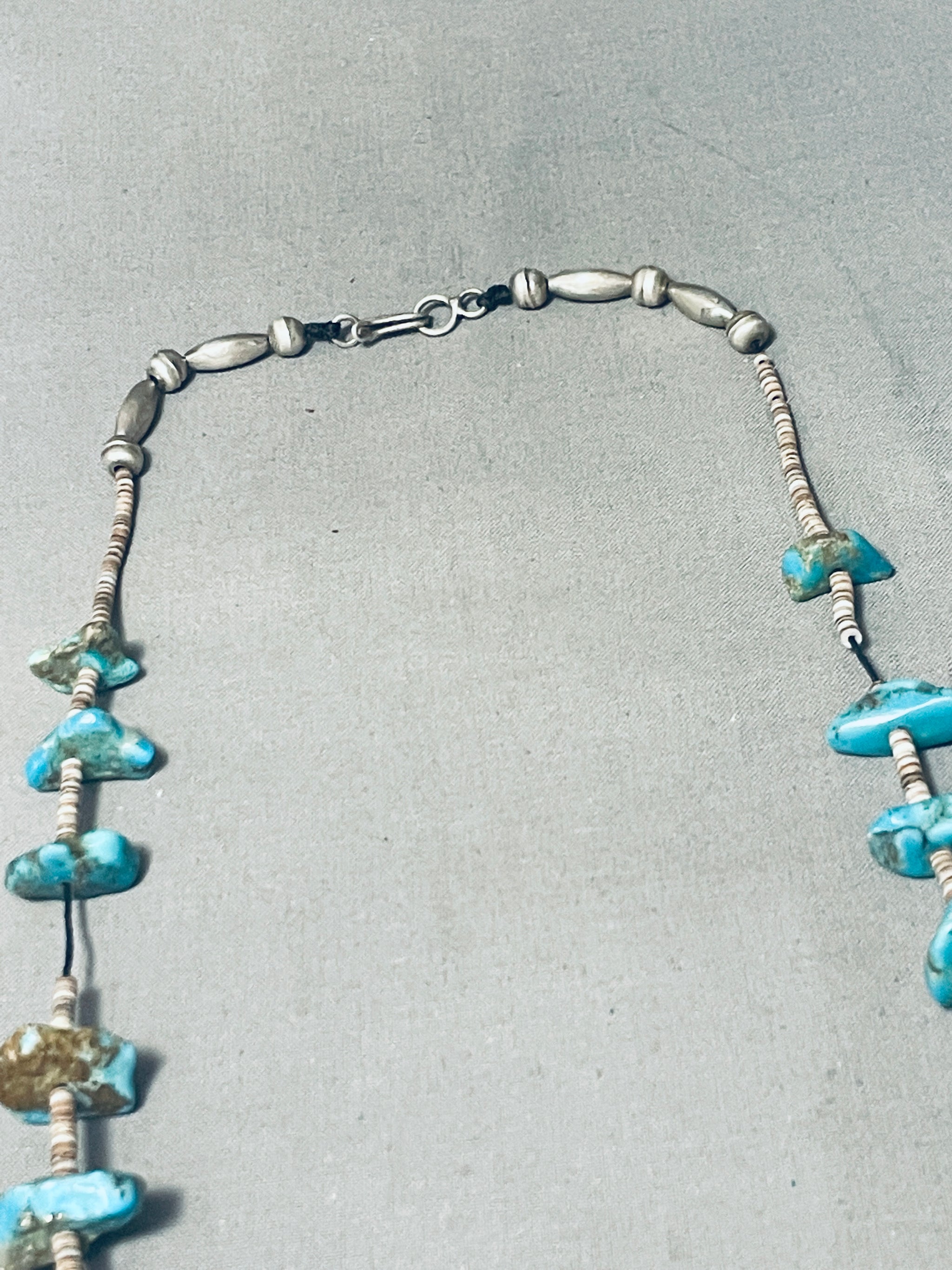 Nuggets Of Turquoise Vintage Native American Navajo Shell Necklace