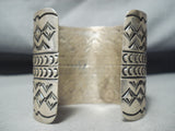 Magnificent Vintage Santo Domingo Stgerling Silver Bracelet Native American Old-Nativo Arts