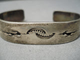 Impressive Vintage Native American Navajo Hand Tooled Sterling Silver Bracelet Cuff Old-Nativo Arts