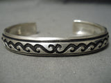 Authentic Vintage Native American Navajo Thomas Singer Sterling Silver Bracelet Old-Nativo Arts