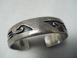 Flying Geomtric Vitnage Native American Hopi Navajo Sterling Silver Bracelet-Nativo Arts