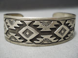 Quality Danny Smith Vintage Navajo Sterling Silver Native American Bracelet Old-Nativo Arts