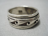 Incredible Waving Vintage Native American Navajo Sterling Silver Geometric Ring Old-Nativo Arts
