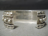 Attractive Vintage Native American Navajo Turquoise Sterling Silver Bracelet Old-Nativo Arts