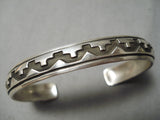 Authentic Vintage Native American Navajo Thomas Singer Sterling Silver Bracelet Old-Nativo Arts