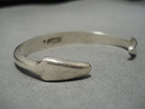 Important Vintage Native American Navajo Ray Tracey Sterling Silver Bracelet Cuff Old-Nativo Arts