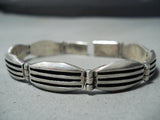 Eye-catching Vintage Navajo Sterling Silver Bracelet Native American Old-Nativo Arts