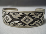 Quality Danny Smith Vintage Navajo Sterling Silver Native American Bracelet Old-Nativo Arts