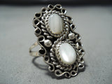 Impressive Vintage Native American Navajo Mother Of Pearl Sterling Silver Ring Old-Nativo Arts
