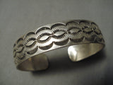 Detailed Hand Tooled!! Vintage Native American Navajo Sterling Silver Bracelet Old-Nativo Arts