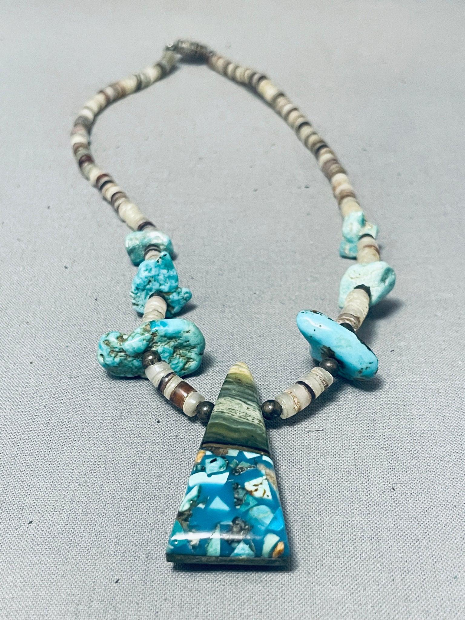 Collier Heishi en turquoise - Le Collier Heishi en turquoise - Le