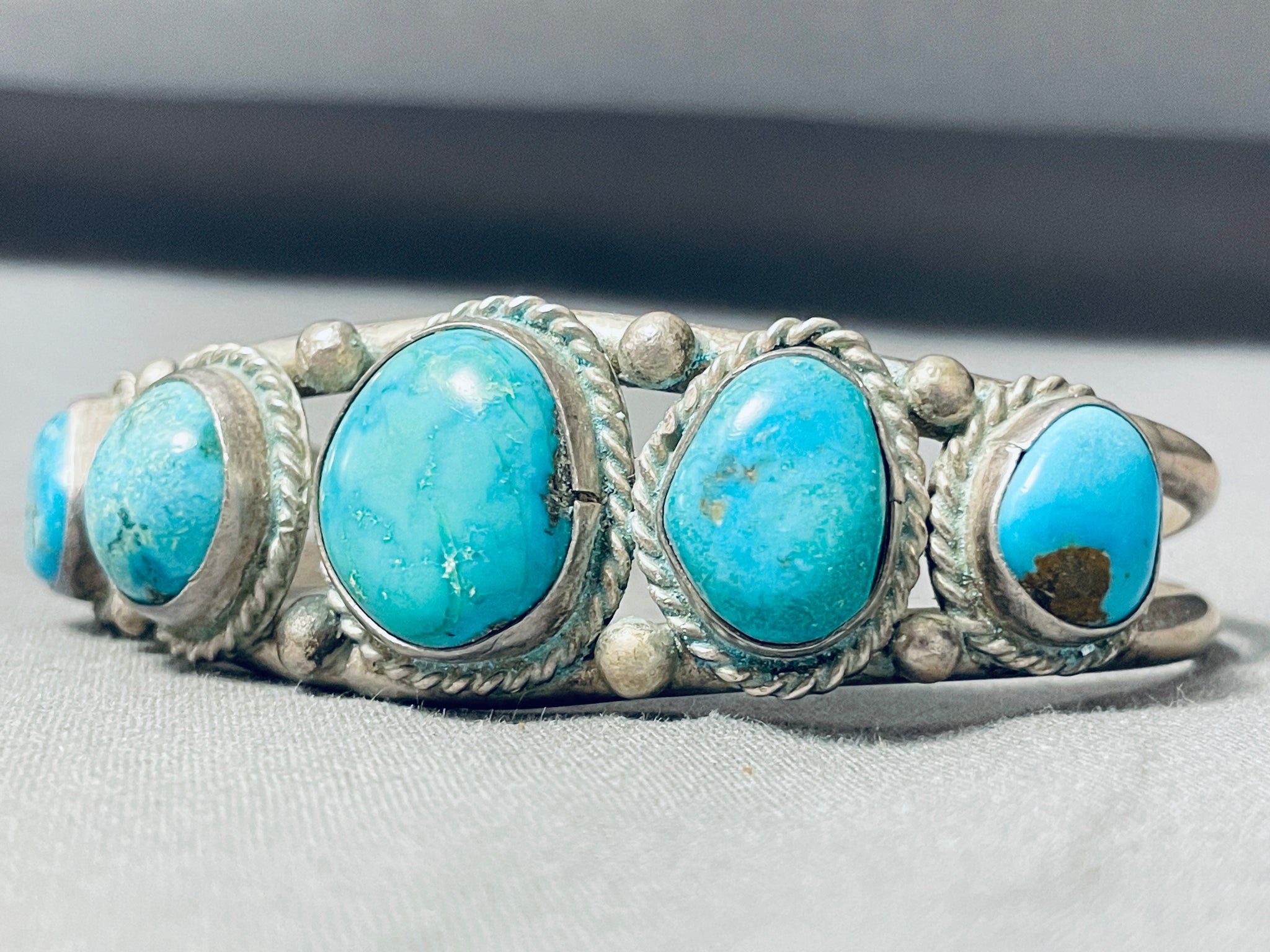 Awesome Vintage Native American Navajo 5 Blue Green Turquoise