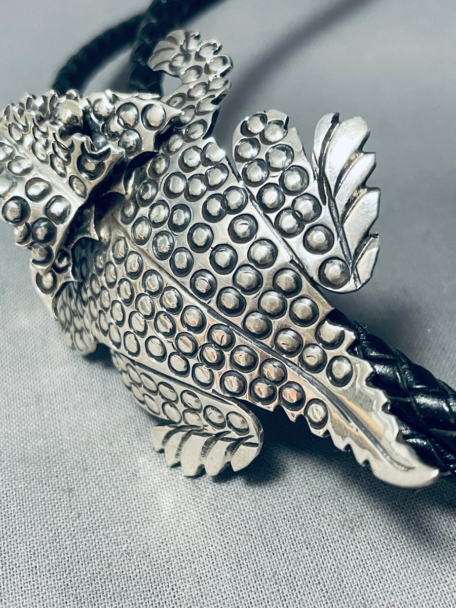 Signed Native American Navajo Sterling Silver Toad Bolo Tie – Nativo Arts