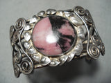 Early 1900's Vintage Native American Navajo Swirl Pink Stone Bracelet Old-Nativo Arts