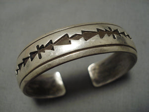 Authentic Vintage Native American Navajo Thomas Singer Sterling Silver Bracelet-Nativo Arts