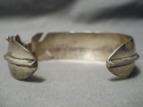Striking Vintage Native American Navajo Hand Carved Sterling Silver Feather Bracelet Old-Nativo Arts