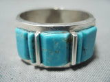 Distinctive Navajo Native American Old Kingman Turquoise Sterling Silver Ring-Nativo Arts