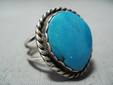 Excellent Vintage Native American Navajo Old Kingman Turquoise Sterling Silver Ring Old-Nativo Arts