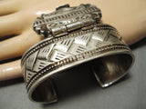 Museum Quality! Vintage Native American Navajo Turquoise Sterling Silver Locket Bracelet Old-Nativo Arts