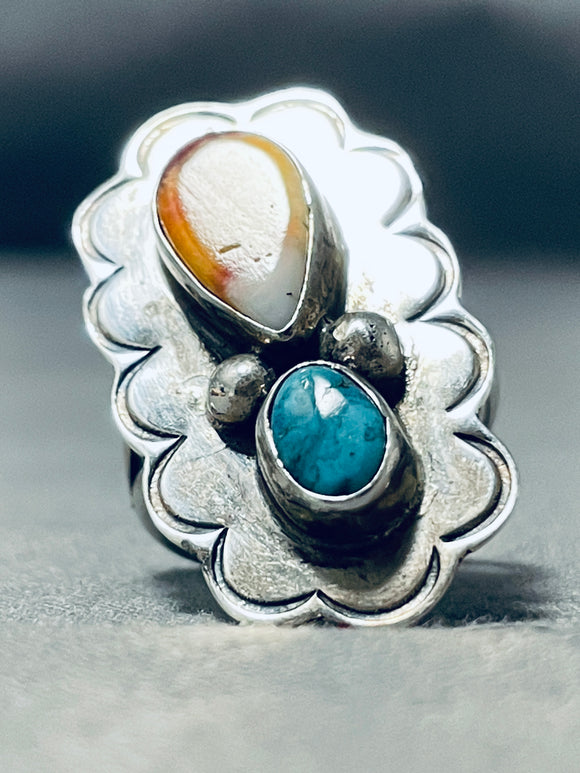 Signed Vintage Native American Navajo Blue Diamond Spiny Oyster Sterling Silver Ring-Nativo Arts