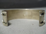 One Of The Best Heavy Vintage Native American Navajo Heishi Sterling Silver Bracelet Old-Nativo Arts