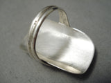 Amazing Huge Vintage Native American Navajo Blue Turquoise Sterling Silver Ring Old-Nativo Arts