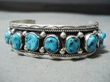 Eye-catching Vintage Native American Navajo Old Kingman Turquoise Sterling Silver Bracelet Old-Nativo Arts