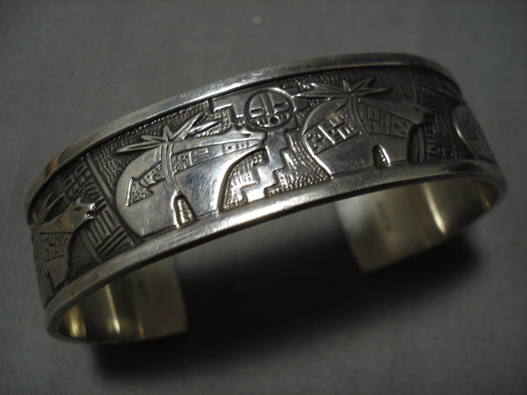 Native American Exquisite Vintage Santo Domingo Sky Sterling Silver Bears Bracelet Old-Nativo Arts