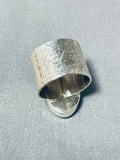 Terrific Native American Navajo Old Kingman Turquoise Sterling Silver Ring-Nativo Arts