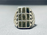 Stunning Vintage Native American Navajo Green Turquoise Sterling Silver Ring-Nativo Arts
