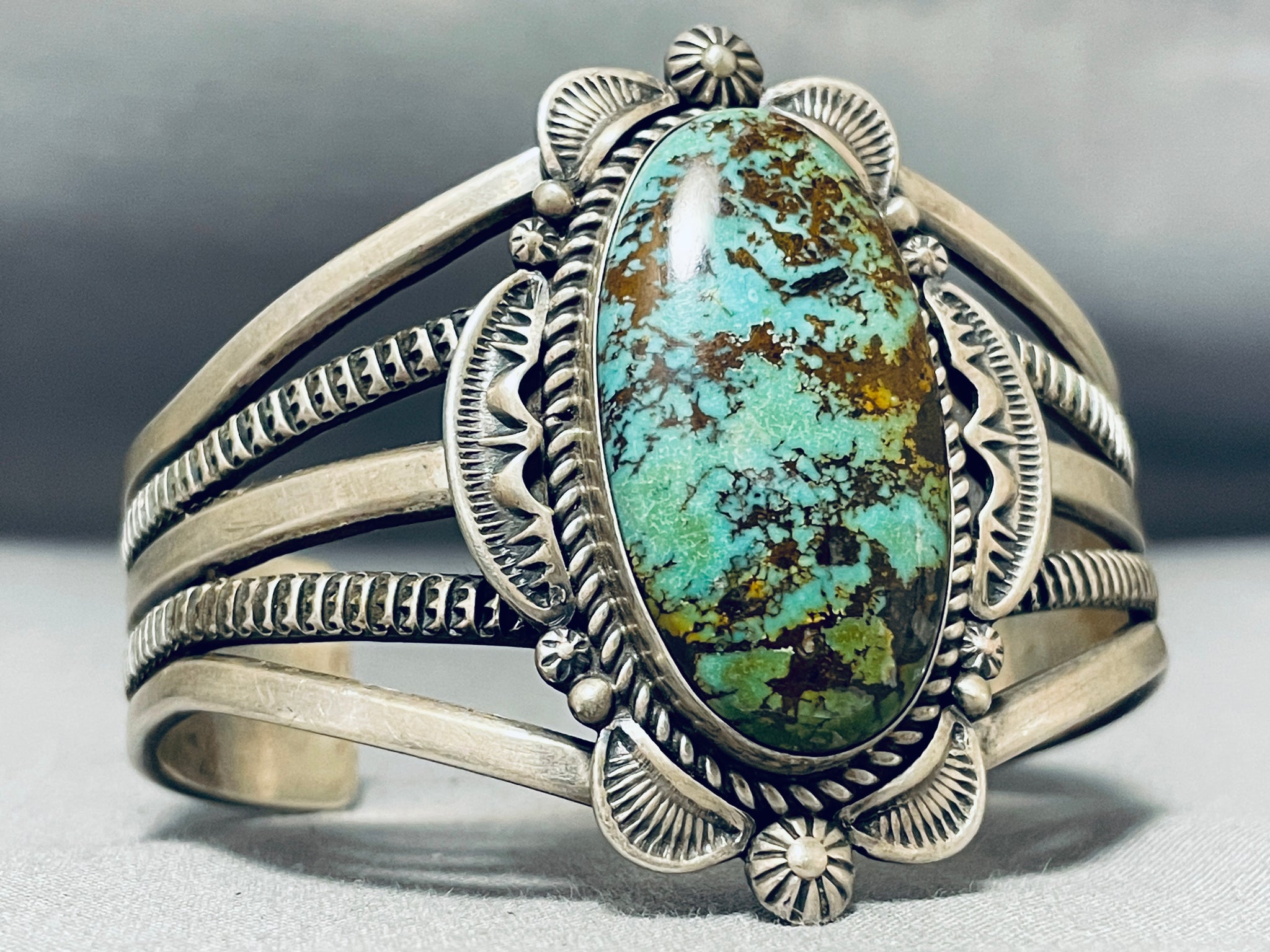 Hypnotic Vintage Native American Navajo Emma Linkin Important Turquois –  Nativo Arts