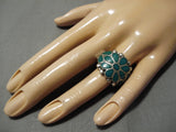 Striking Vintage Native American Zuni Cerrillos Turquois Flower Inlay Sterling Silver Ring Old-Nativo Arts