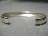 Authentic Vintage Native American Navajo Thomas Singer Sterling Silver Bracelet Old-Nativo Arts