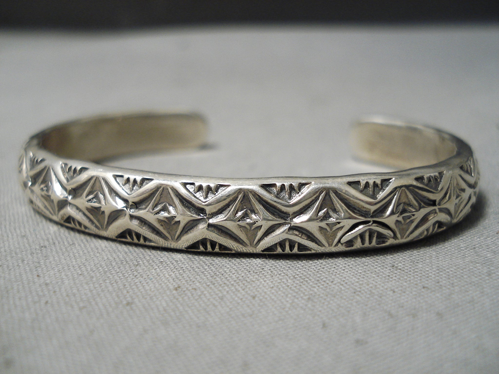 Exquisite Vintage Navajo Sterling Silver Bracelet Native American