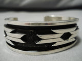 Quality!! Vintage Native American Navajo Geometric Rug Sterling Silver Bracelet Old-Nativo Arts