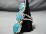 Eye-catching Vintage Native American Navajo Turquoise Sterling Silver Ring Old-Nativo Arts