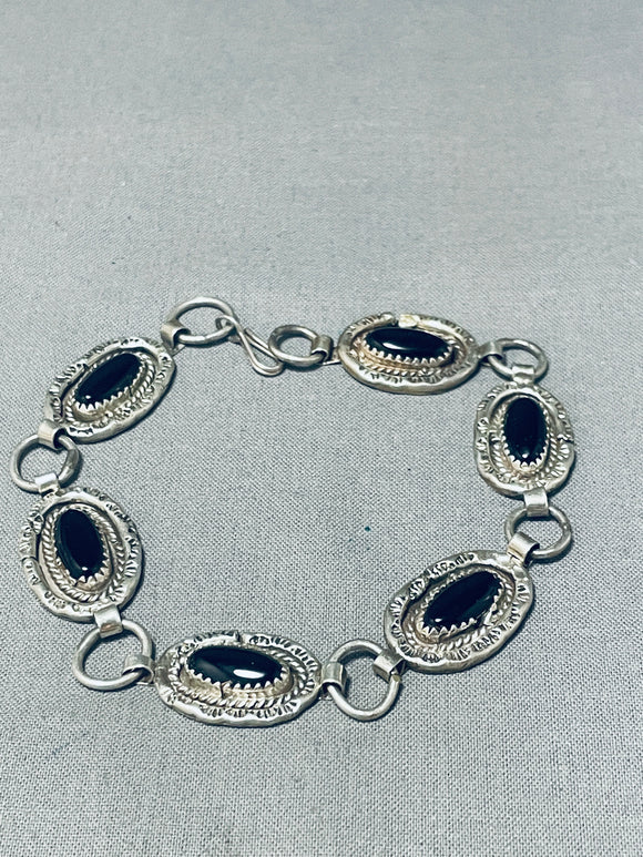 Signed Vintage Native American Navajo Black Onyx Sterling Silver Link Bracelet-Nativo Arts