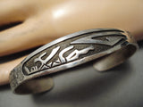 Detailed Vintage Navajo Sterling Silver Native American Bracelet Old-Nativo Arts