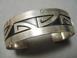 Wonderful Vintage Hopi Native American Navajo Sterling Silver Water Of Life Bracelet Old-Nativo Arts
