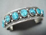 Eye-catching Vintage Native American Navajo Old Kingman Turquoise Sterling Silver Bracelet Old-Nativo Arts