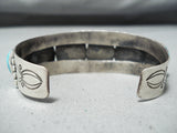 Eyecatching Vintage Native American Navajo Morenci Turquoise Sterling Silver Bracelet Old-Nativo Arts