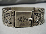 One Of The Best Clasp Vintage Native American Navajo Turquoise Sterling Silver Link Bracelet Old-Nativo Arts