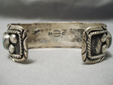 Exquisite Vintage Native American Navajo Green Turquoise Sterling Silver Bracelet Old-Nativo Arts