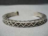 Exquisite Vintage Zuni Sterling Silver Bracelet Native American-Nativo Arts