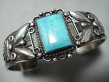 Early Vintage Native American Navajo Repoussed Sterling Silver Turquoise Bracelet Old-Nativo Arts