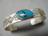Beautiful Vintage Native American Navajo Blue Diamond Turquoise Sterling Silver Bracelet Old-Nativo Arts