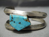 Superior Vintage Native American Navajo Graduating Turquoise Sterling Silver Bracelet Old-Nativo Arts