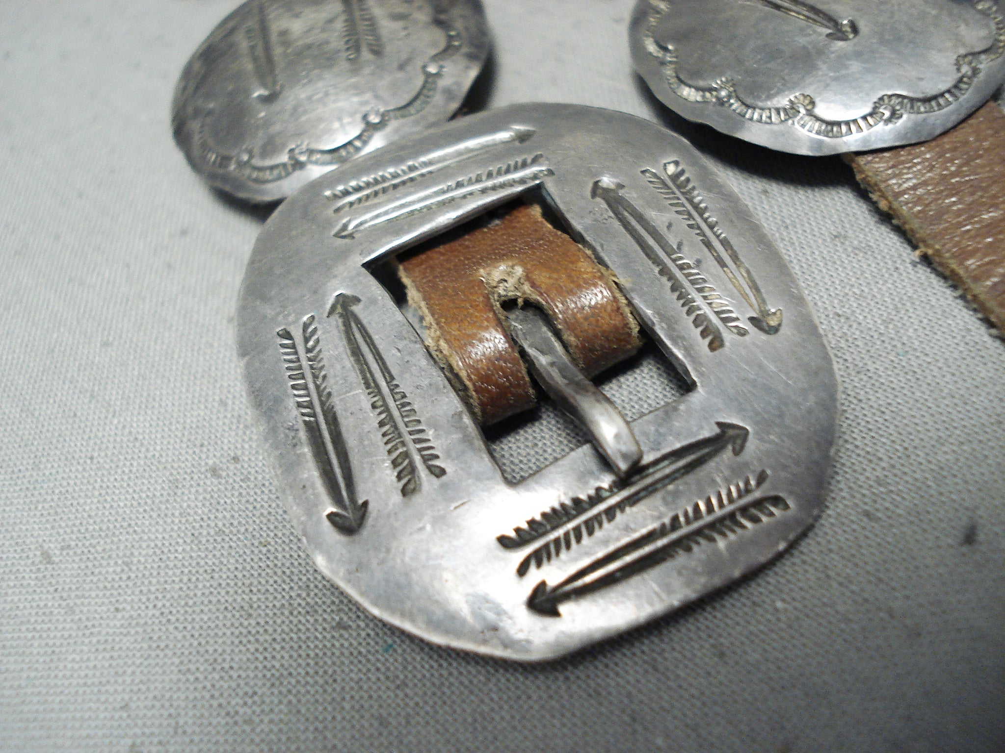 Detailed Early Vintage Native American Navajo Sterling  display picture 1