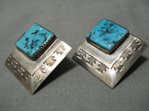 Exceptional Vintage Native American Navajo Old Kingman Turquoise Sterling Silver Earrings Old-Nativo Arts