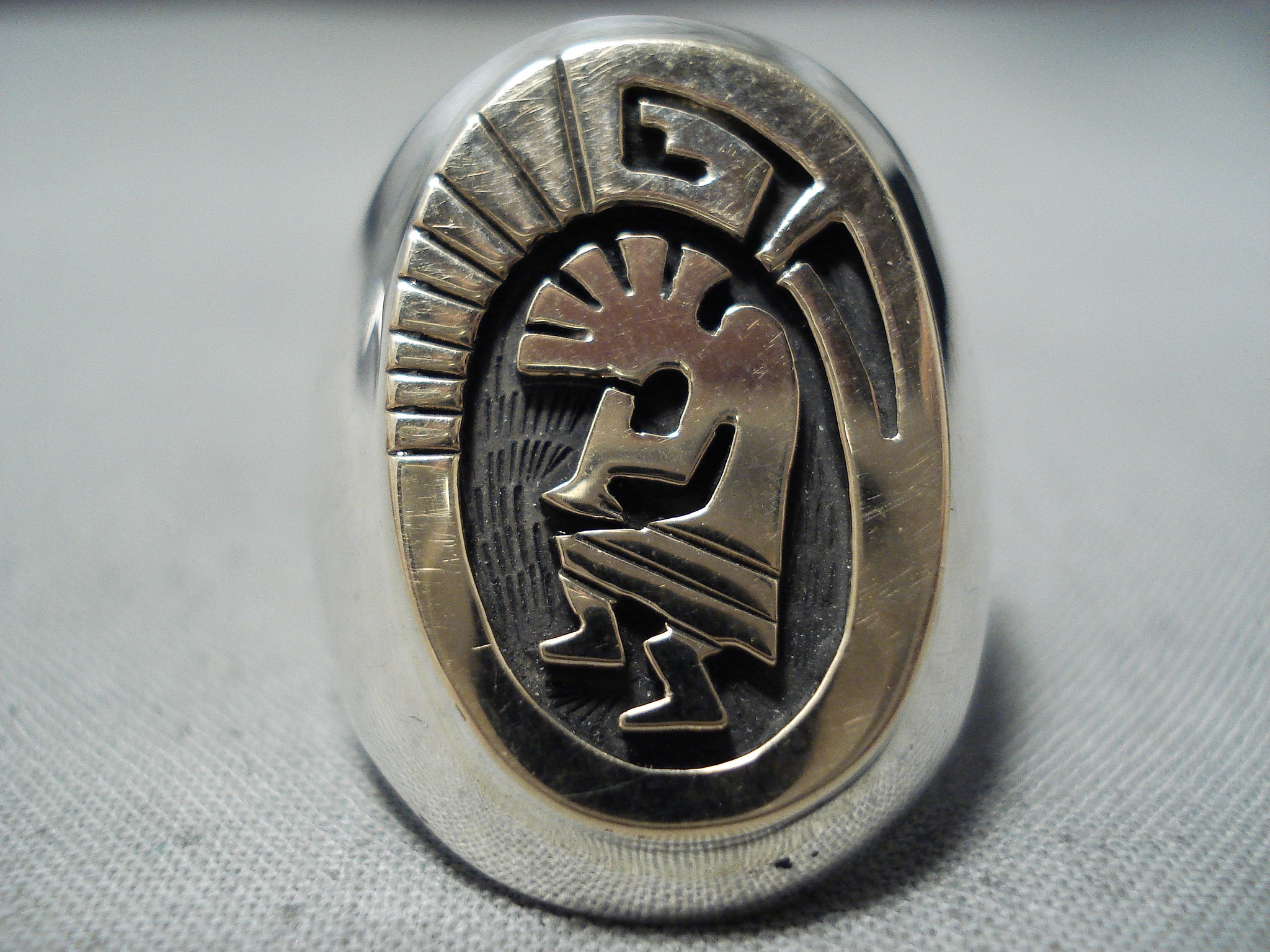 アクセサリー Kokopelli Native American Indian Ring Signed Native American Navajo Sterling Silver 14k Gold Kokopelli